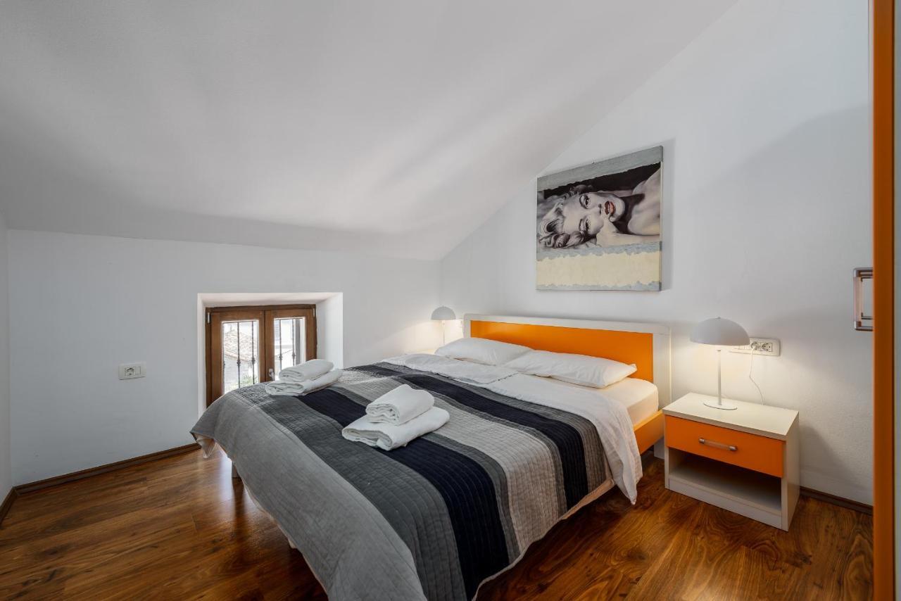 Apartments Dante Umag Ngoại thất bức ảnh