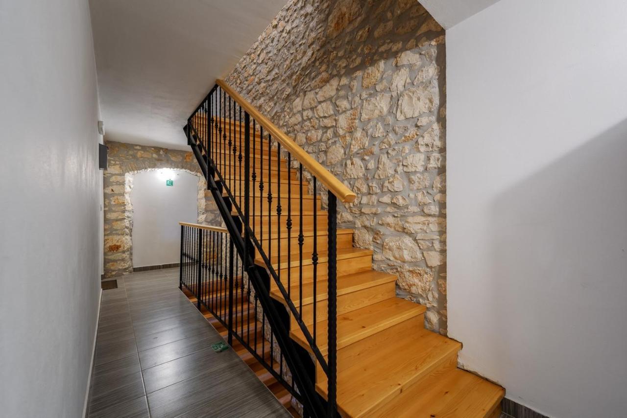 Apartments Dante Umag Ngoại thất bức ảnh