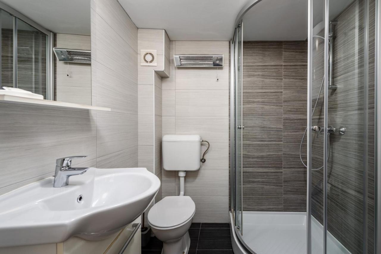 Apartments Dante Umag Ngoại thất bức ảnh